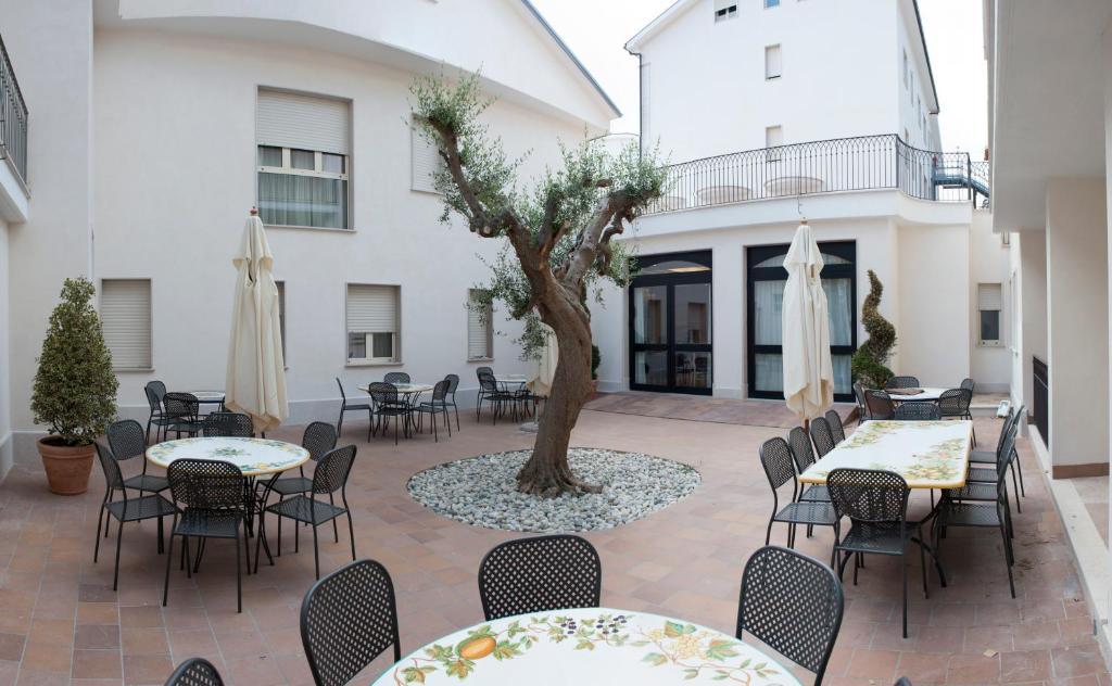 Hotel Fini San Giovanni Rotondo Exterior foto