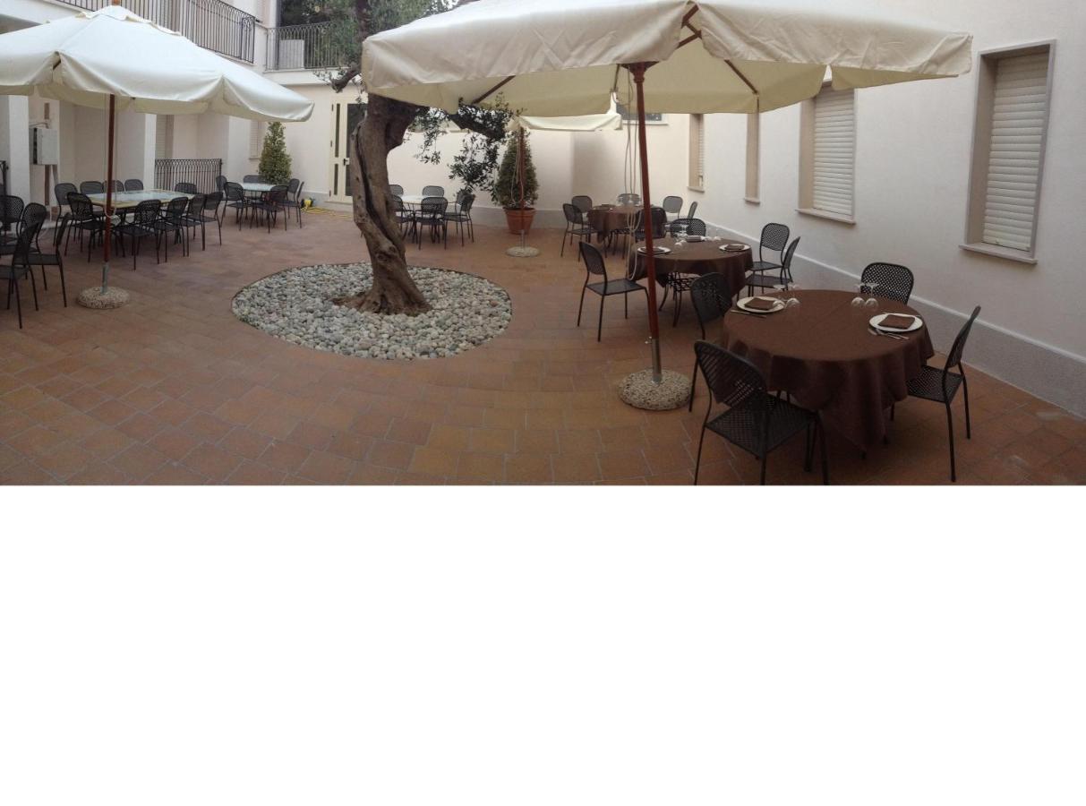 Hotel Fini San Giovanni Rotondo Exterior foto